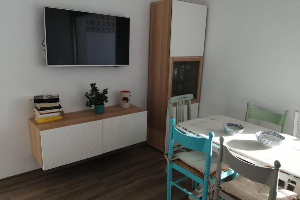 Apartamento Frente Al Mar. อัลมูเญการ์ ภายนอก รูปภาพ