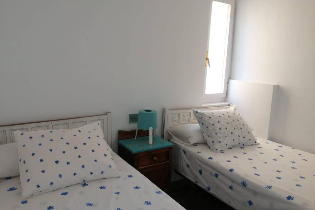 Apartamento Frente Al Mar. อัลมูเญการ์ ภายนอก รูปภาพ